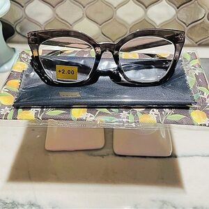 NWT Nicole Miller Smokey clear black readers +2.0